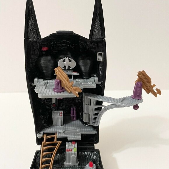 Vintage 1995 Kenner DC Comics Batman Forever Bat Cave Playset Incomplete - Picture 12 of 16